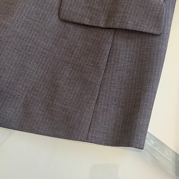 Ann Taylor Blazer Ann Taylor Virgin WOOL Pinstriped Blazer with Stretch Size 6 - Picture 5 of 10